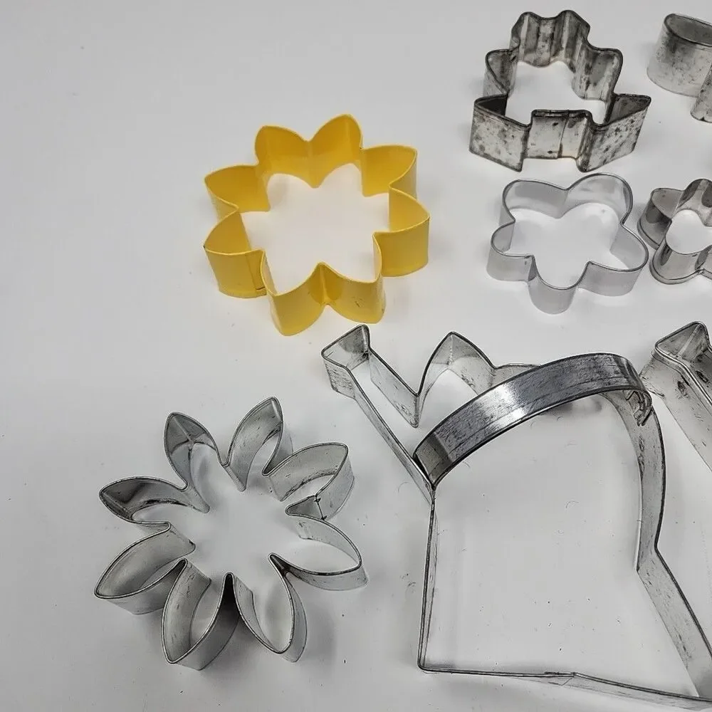 Vintage Metal Cookie Cutter Lot of 11 Spring Bunny Chick Flowers Frog Dragonfly